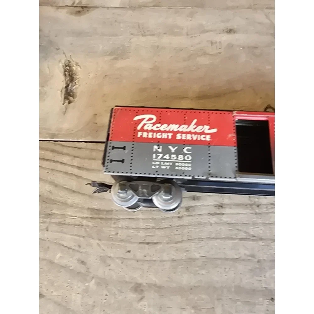 Marx 174580 NYC Pacemaker boxcar (w/ rivets) + 20102 NYC Caboose TAM 3/16ths tin